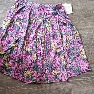 New LuLaRoe Madison skirt floral M